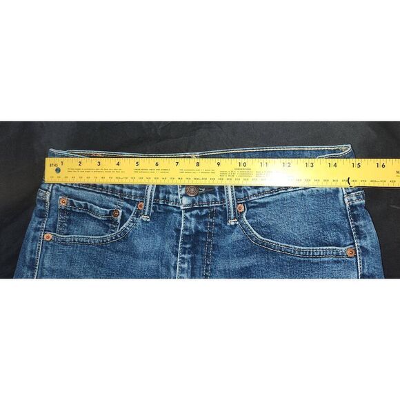 Levi's 505 jean shorts frayed hem Size 32 x 30 Sexy Summer SEE MEASUREMENTS! - Picture 6 of 11